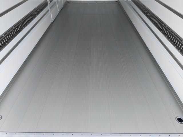 MITSUBISHI FUSOU FIGHTER 2025 Image 31