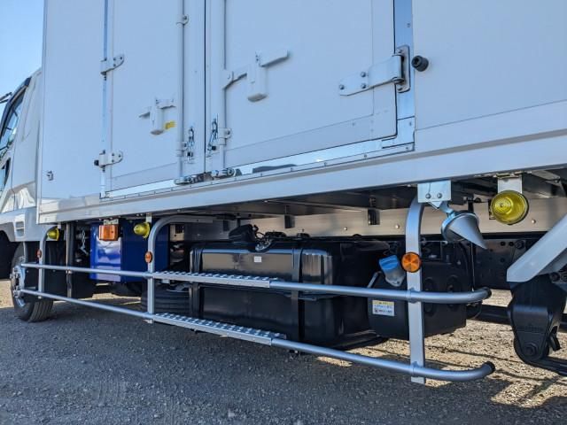 MITSUBISHI FUSOU FIGHTER 2025 Image 31