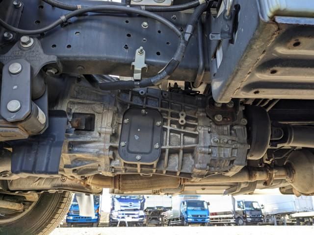 HINO DUTRO 2023 Image 31