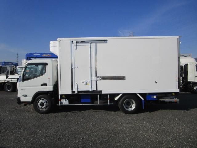 MITSUBISHI CANTER 2025 Image 31