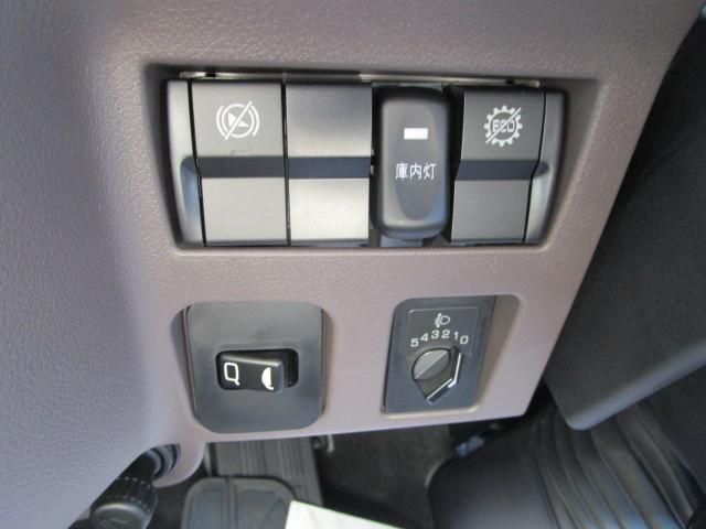 MITSUBISHI CANTER 2025 Image 31