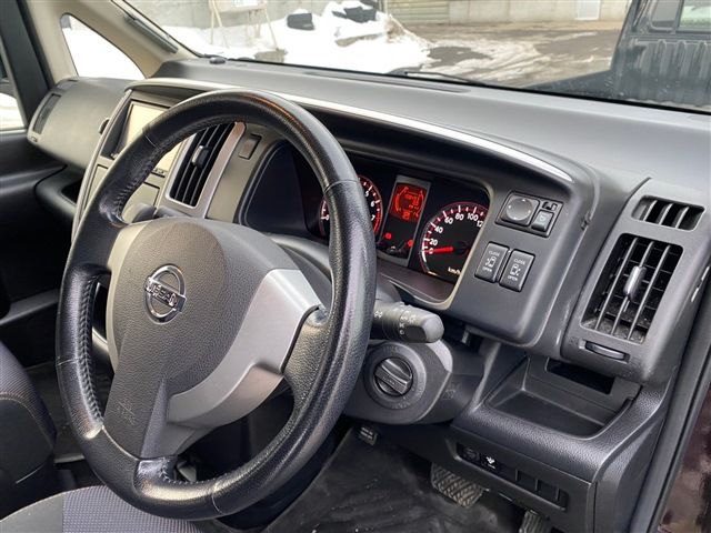 NISSAN SERENA  WG 4WD 2010 Image 31