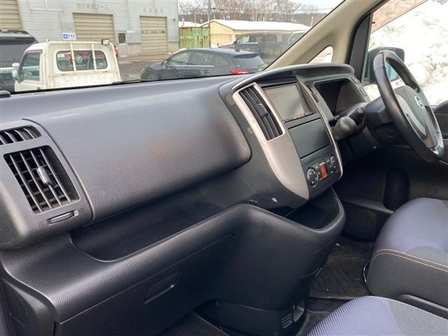 NISSAN SERENA  WG 4WD 2010 Image 31