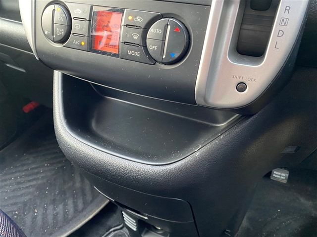 NISSAN SERENA  WG 4WD 2010 Image 31