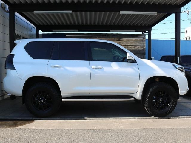 TOYOTA LANDCRUISER PRADO 2014 Image 31