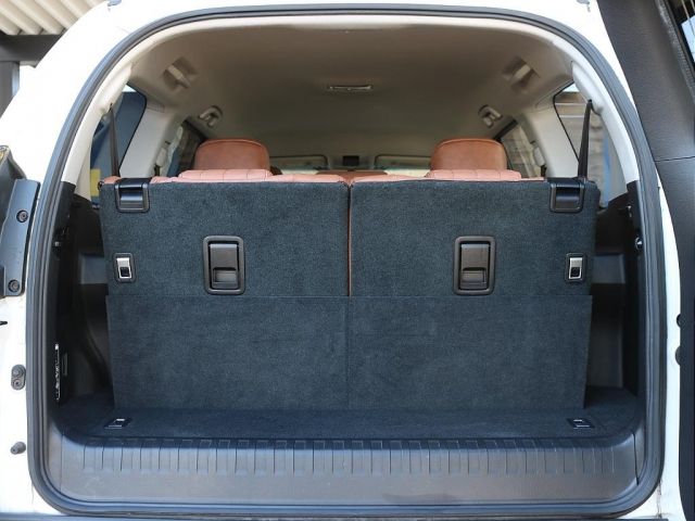 TOYOTA LANDCRUISER PRADO 2014 Image 31