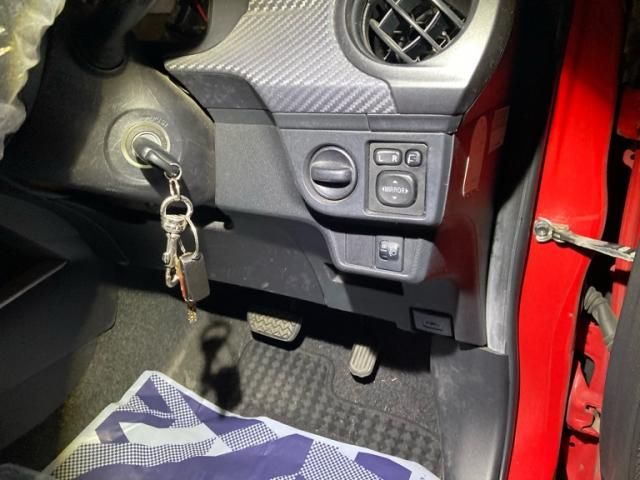 TOYOTA COROLLA FIELDER 2013 Image 31