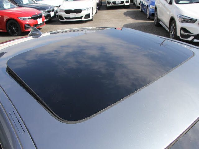 BMW 5SERIES SEDAN 2018 Image 31