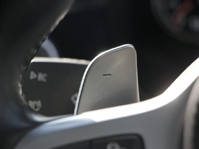 BMW 5SERIES SEDAN 2018 Image 31