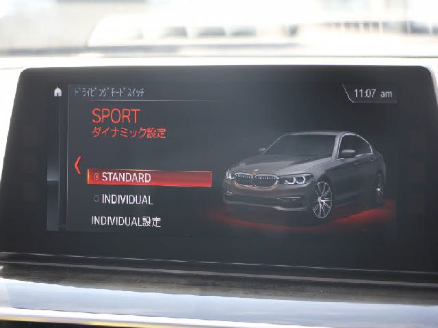 BMW 5SERIES SEDAN 2018 Image 31