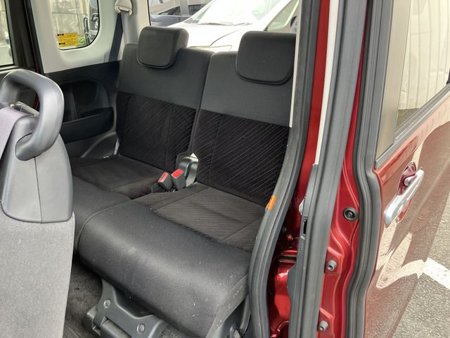 DAIHATSU TANTO CUSTOM 2015 Image 31