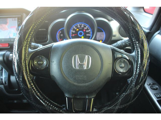 HONDA N BOX 2016 Image 31