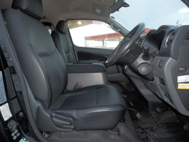 NISSAN NV350 CARAVAN 4WD 2014 Image 31