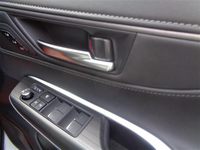 TOYOTA HARRIER HYBRID 2025 Image 31