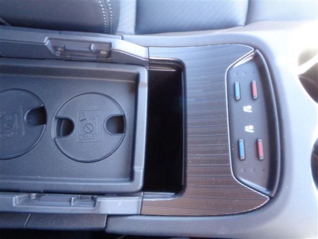 TOYOTA HARRIER HYBRID 2025 Image 31