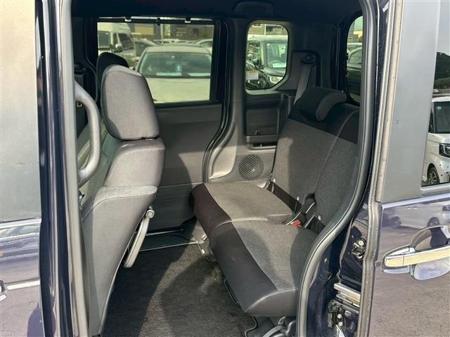 HONDA N BOX CUSTOM 2023 Image 31