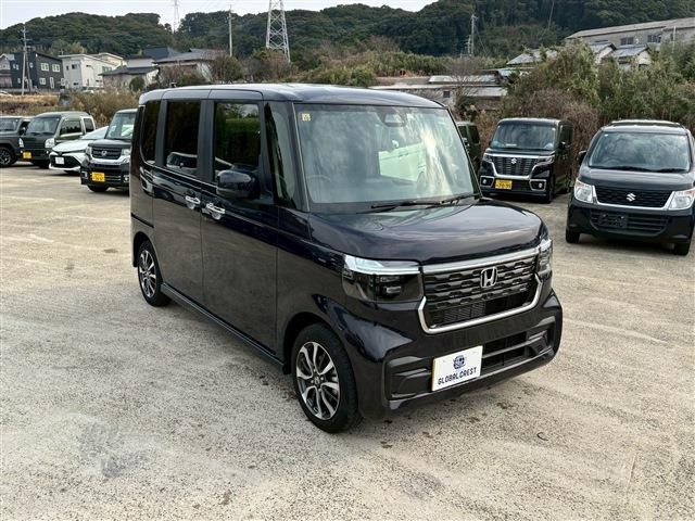 HONDA N BOX CUSTOM 2023 Image 31
