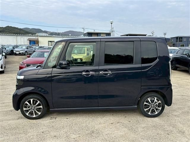 HONDA N BOX CUSTOM 2023 Image 31