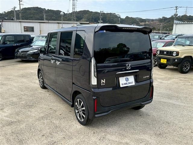 HONDA N BOX CUSTOM 2023 Image 31