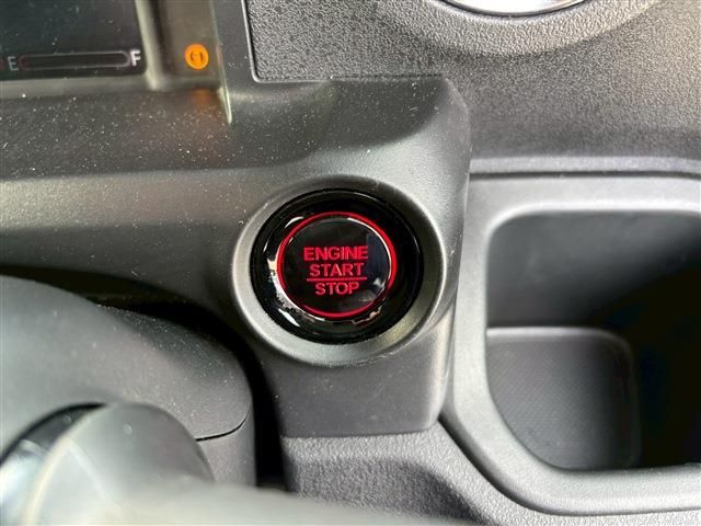 HONDA N BOX CUSTOM 2023 Image 31