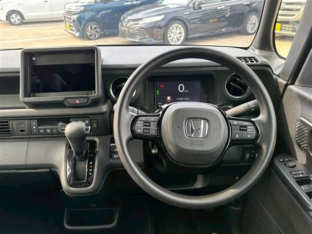 HONDA N BOX CUSTOM 2023 Image 31