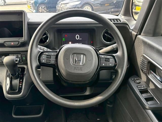 HONDA N BOX CUSTOM 2023 Image 31