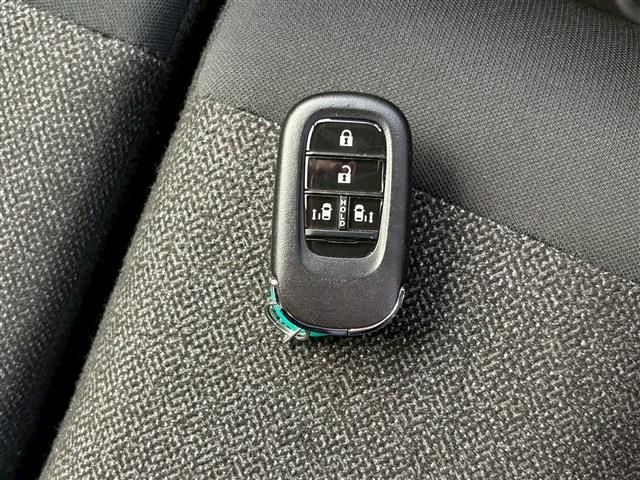 HONDA N BOX CUSTOM 2023 Image 31