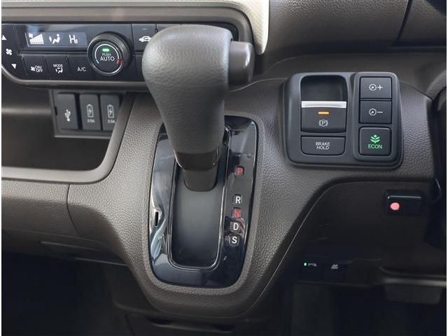 HONDA N BOX 2022 Image 31