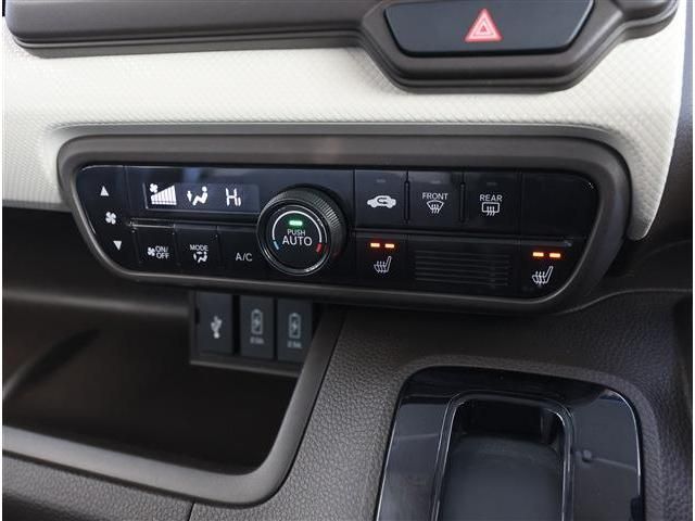 HONDA N BOX 2022 Image 31