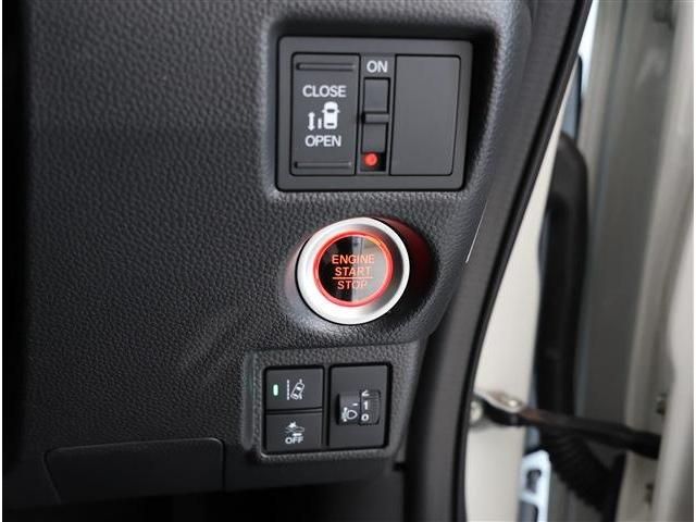 HONDA N BOX CUSTOM 2023 Image 31