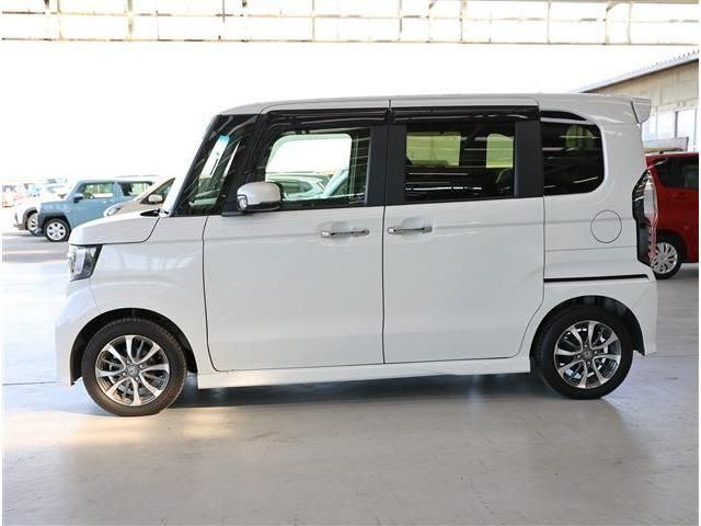 HONDA N BOX CUSTOM 2023 Image 31