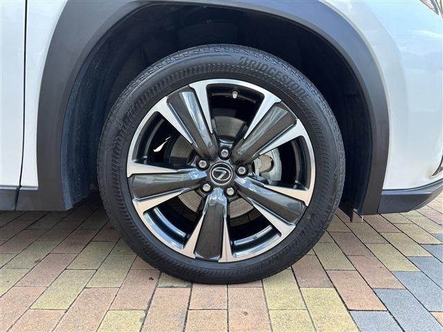 TOYOTA LEXUS UX250H 2019 Image 31