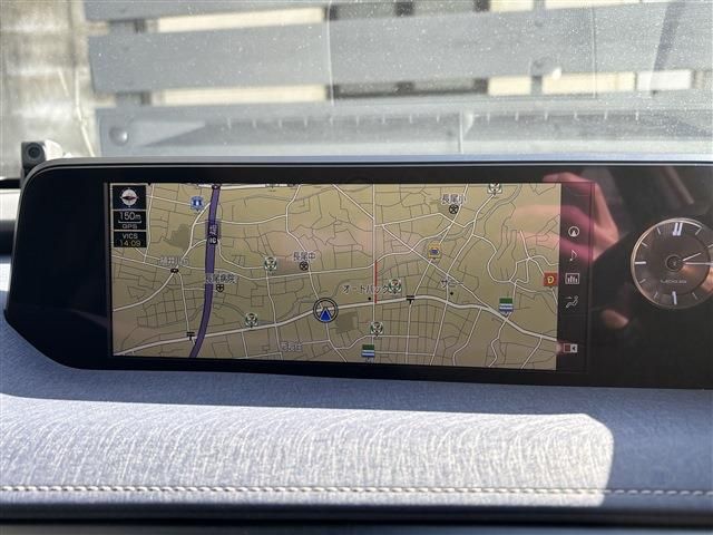 TOYOTA LEXUS UX250H 2019 Image 31