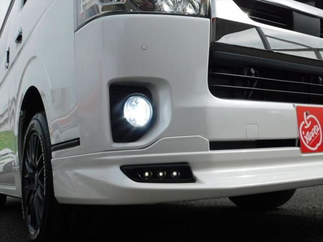 TOYOTA HIACE VAN 4WD 2021 Image 31