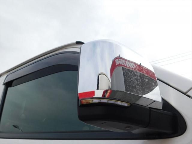 TOYOTA HIACE VAN 4WD 2021 Image 31