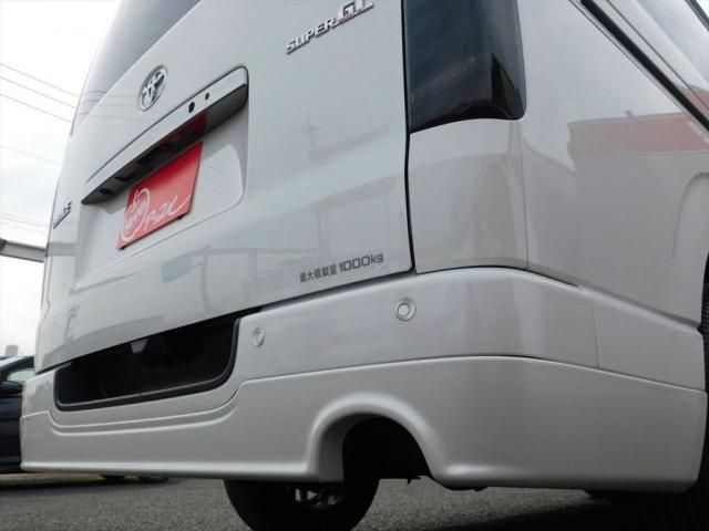 TOYOTA HIACE VAN 4WD 2021 Image 31