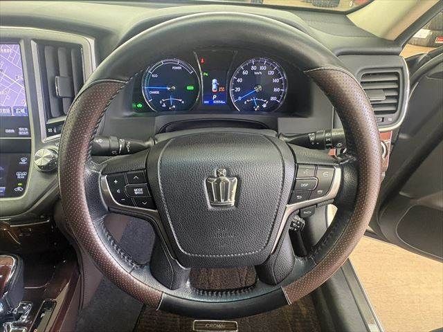 TOYOTA CROWN SEDAN HYBRID 2013 Image 31