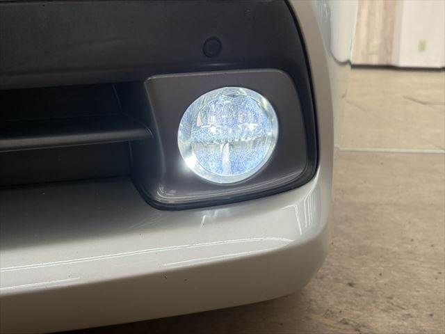 TOYOTA CROWN SEDAN HYBRID 2013 Image 31