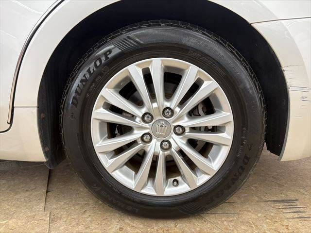 TOYOTA CROWN SEDAN HYBRID 2013 Image 31