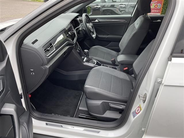 VOLKSWAGEN T-ROC 2021 Image 31