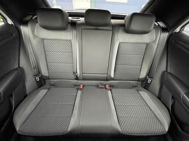 VOLKSWAGEN T-ROC 2021 Image 31