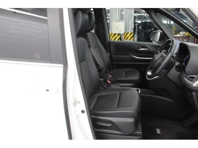 TOYOTA NOAH HYBRID 2022 Image 31