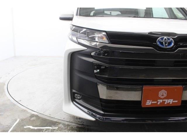 TOYOTA NOAH HYBRID 2022 Image 31