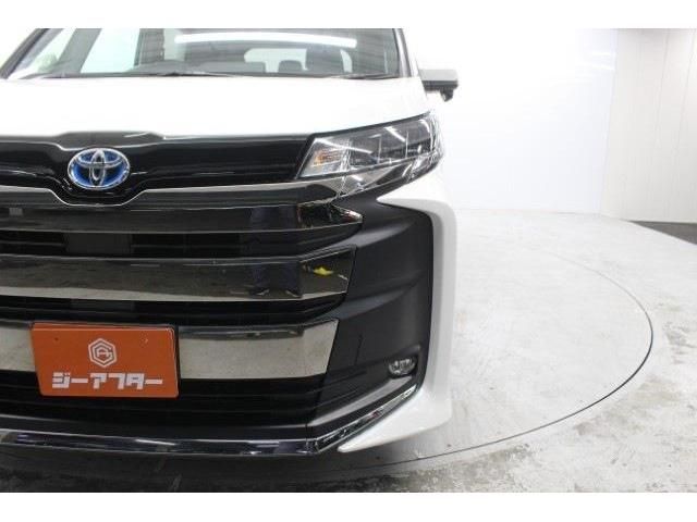 TOYOTA NOAH HYBRID 2022 Image 31