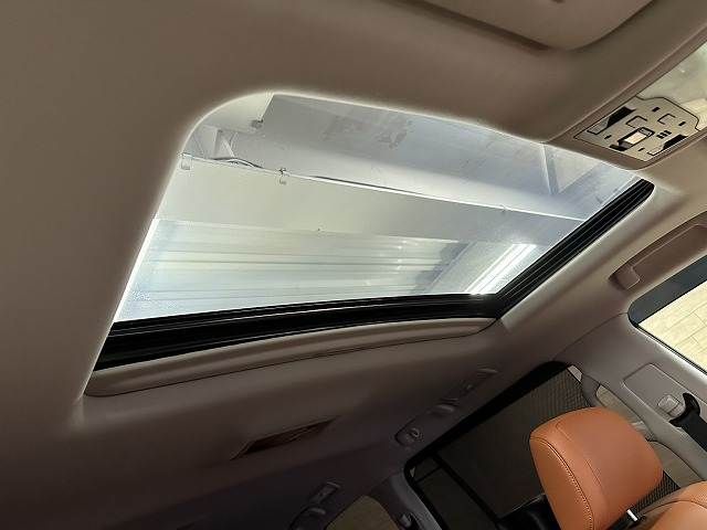 TOYOTA LEXUS LX570 AWD 2015 Image 31