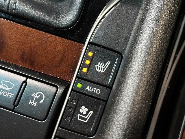 TOYOTA LEXUS LX570 AWD 2015 Image 31