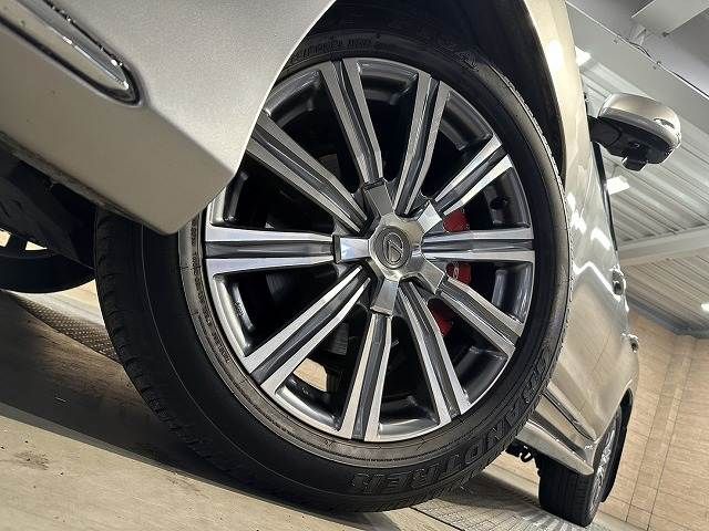 TOYOTA LEXUS LX570 AWD 2015 Image 31