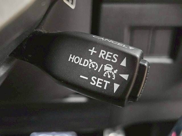 TOYOTA LEXUS NX300H 2017 Image 31