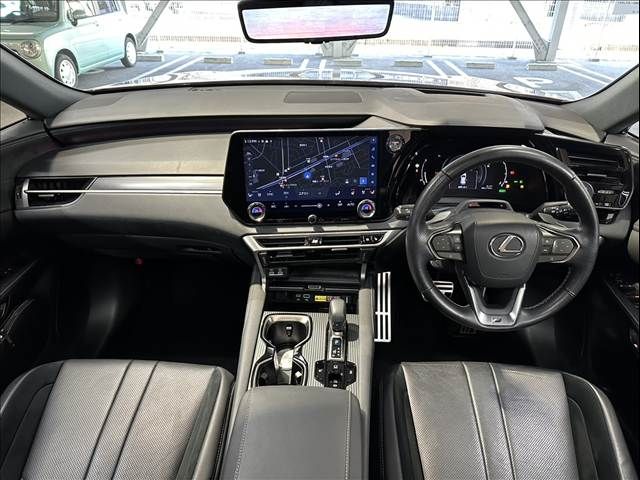 TOYOTA LEXUS RX500H 2023 Image 31