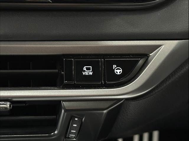 TOYOTA LEXUS RX500H 2023 Image 31